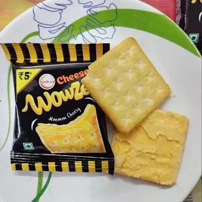 Sunfeast Wowzers Cheese Crackers – ₹5